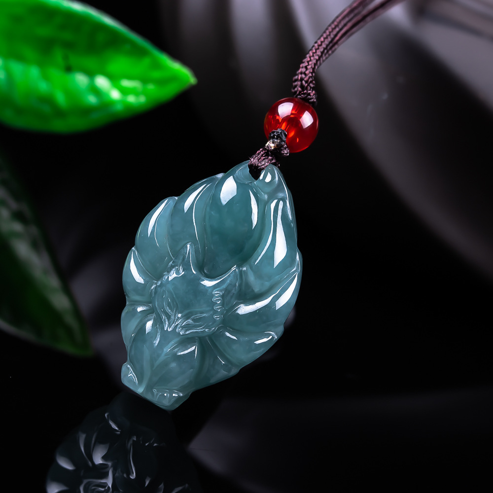 Vintage Fashion Design - Natural Burmese Jadeite Fox Pendant Necklace