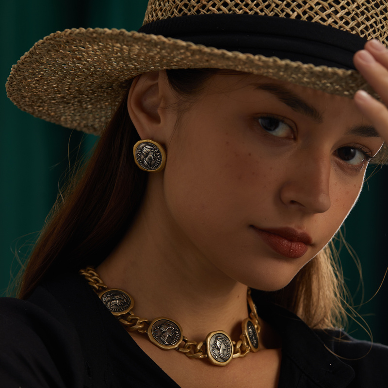 Vintage Beauty Coin Old Money  - đánh giá và giá Vintage Fashion Old Money